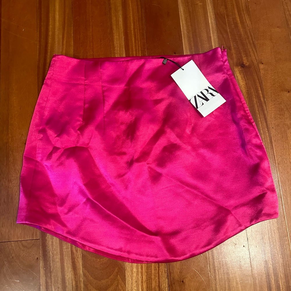 Zara Hot Pink Mini skirt